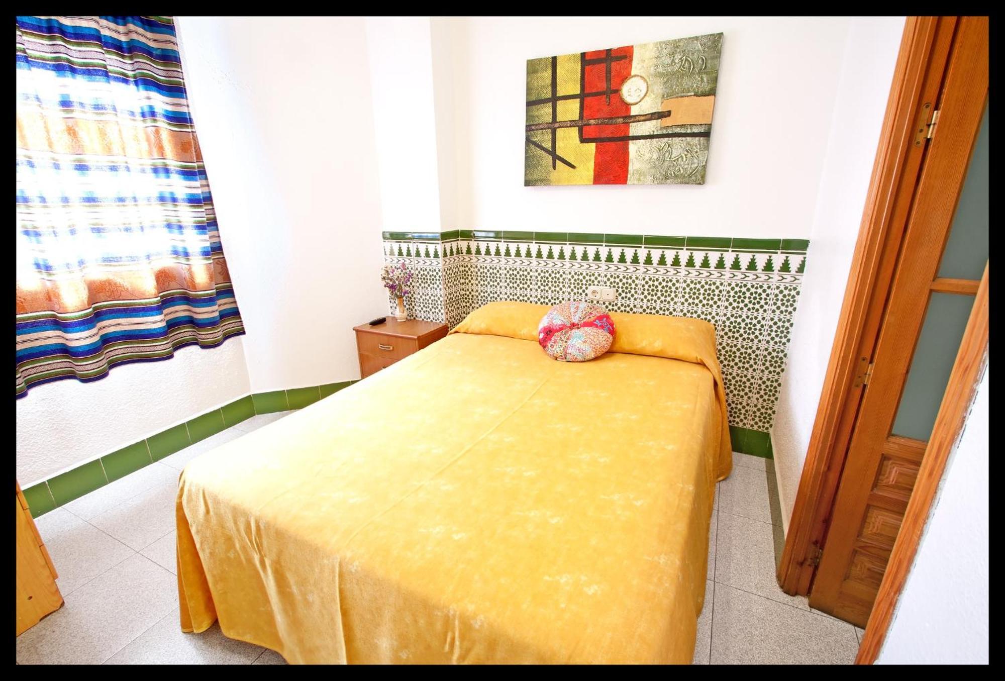 Hostal Estacion Almería Exterior foto