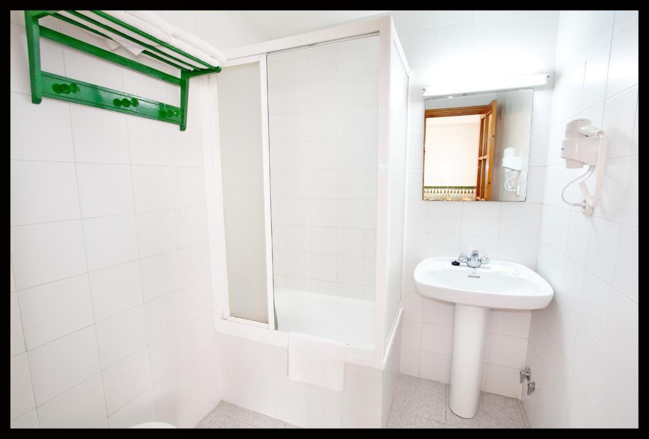Hostal Estacion Almería Cameră foto